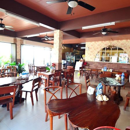 The Famous House - Jomtien Hotel Екстериор снимка