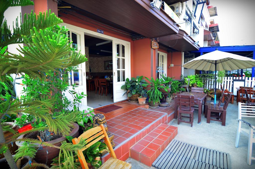 The Famous House - Jomtien Hotel Екстериор снимка