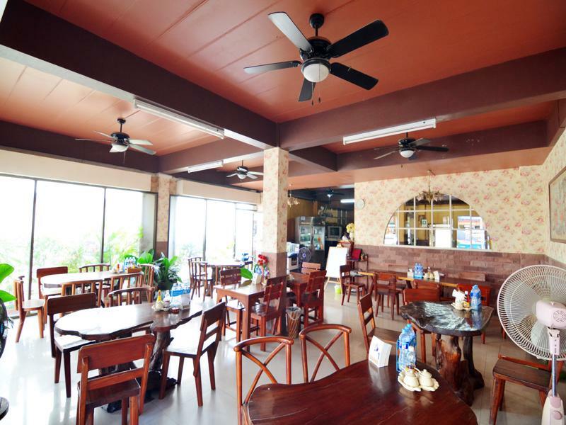 The Famous House - Jomtien Hotel Екстериор снимка