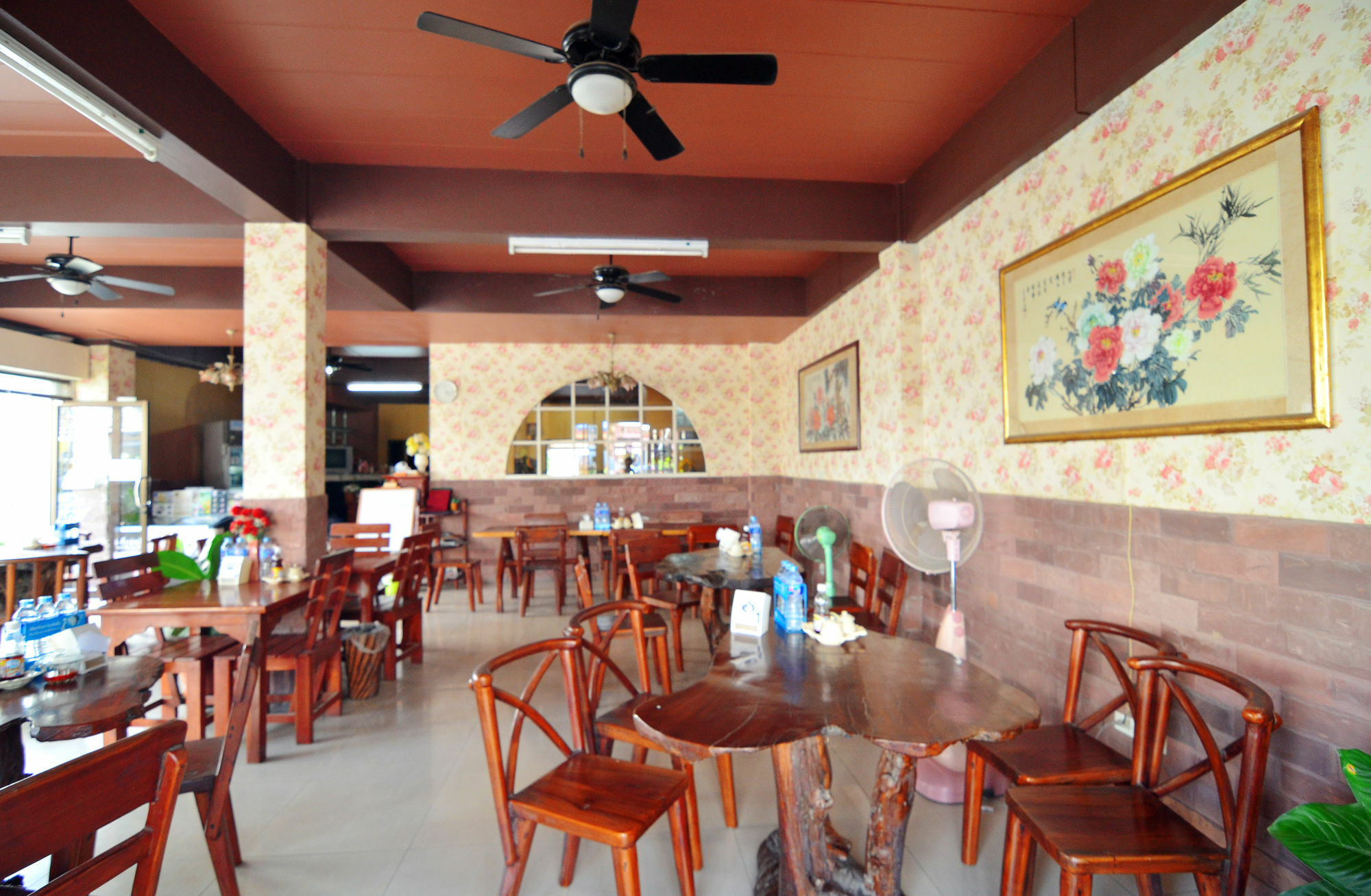 The Famous House - Jomtien Hotel Екстериор снимка